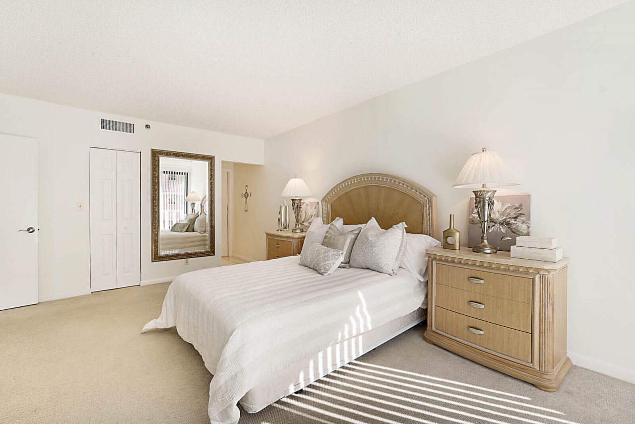 2917 S Ocean Boulevard, Unit 405, Highland Beach, FL 33487 Photo