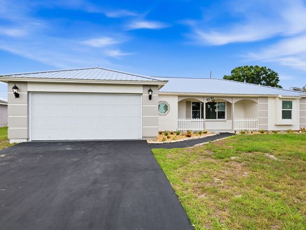 1051 SW Dubois Avenue, Port St. Lucie, FL 34953