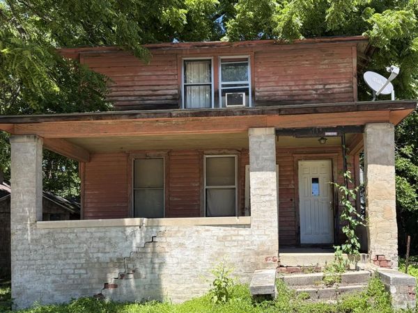 119 LAUREL Avenue, Galesburg, IL 61401
