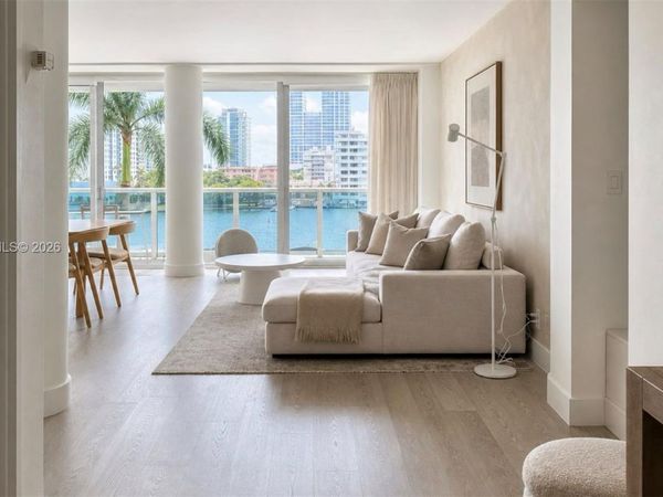 900 Bay Dr, Unit 424, Miami Beach, FL 33141