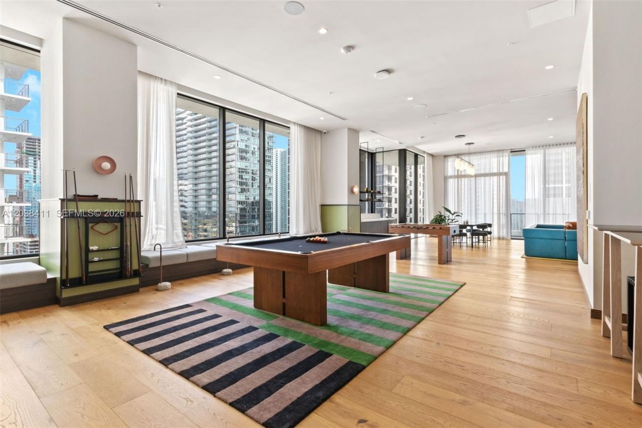 11 NE 6th St, Unit 2406, Miami, FL 33132 Photo