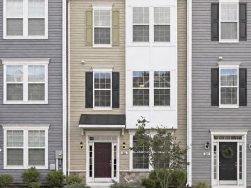 304 Spring Bank Way, Frederick, MD 21701 Main Photo