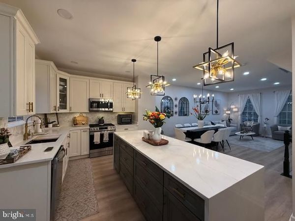 45525 GRAND CENTRAL SQUARE, STERLING, VA 20166