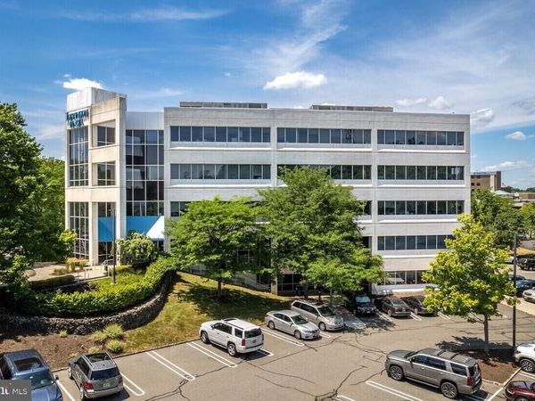 2 LINCOLN HWY-, Unit 402, EDISON, NJ 08820