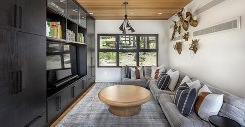 8082 Villandry Drive, Truckee, CA 96161 Photo