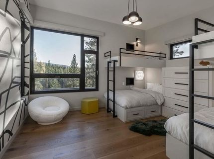 8082 Villandry Drive, Truckee, CA 96161 Photo