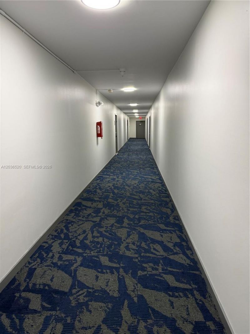 501 Three Islands Blvd , Unit 303, Hallandale Beach, FL 33009 Photo