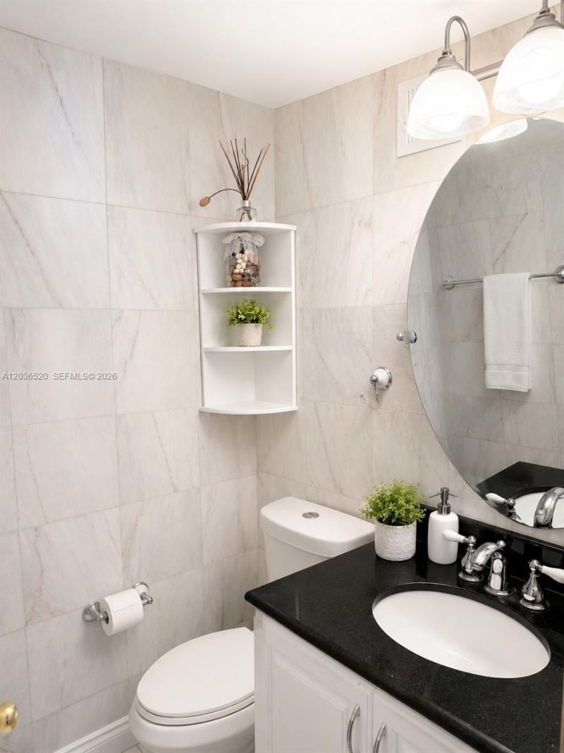 501 Three Islands Blvd , Unit 303, Hallandale Beach, FL 33009 Photo