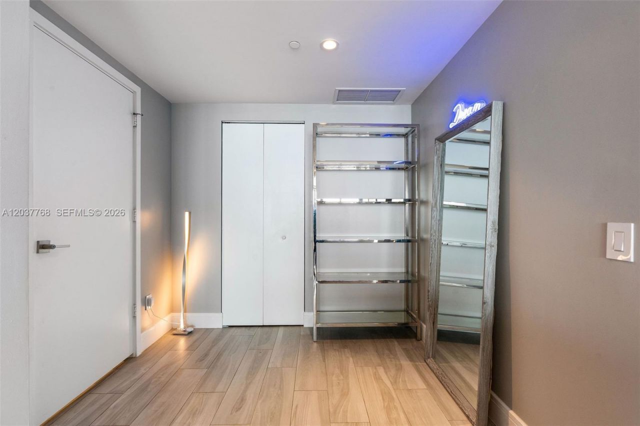 3131 NE 7th Ave, Unit 2402, Miami, FL 33137 Photo