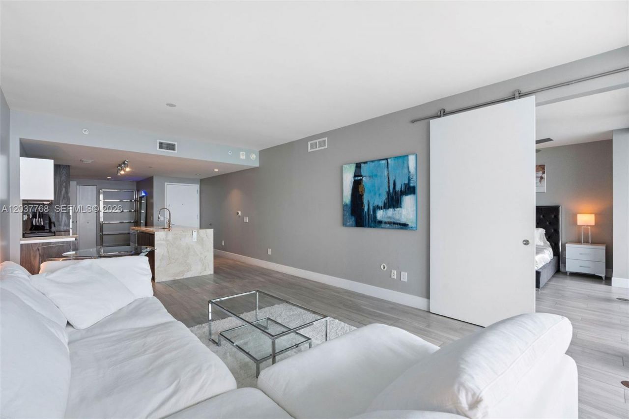 3131 NE 7th Ave, Unit 2402, Miami, FL 33137 Photo