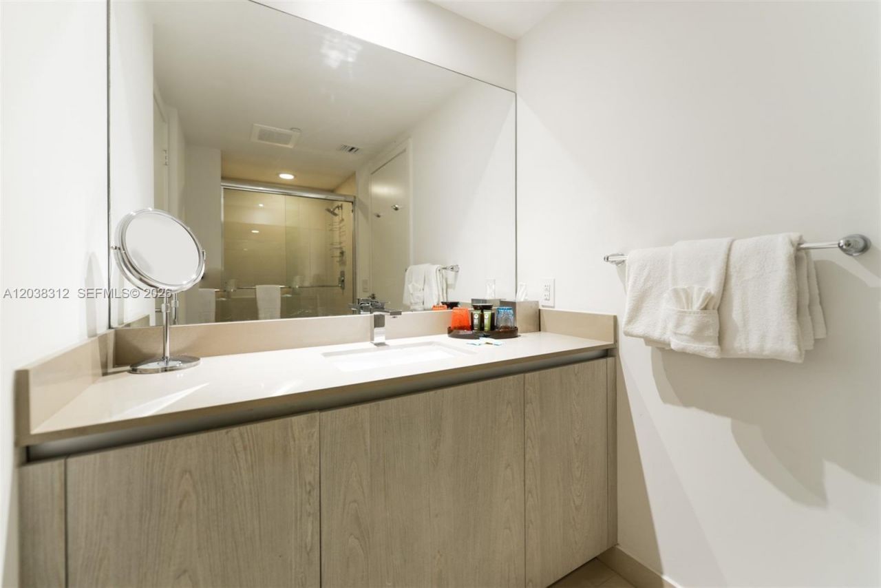 4111 S Ocean Dr , Unit 3204, Hollywood, FL 33019 Photo