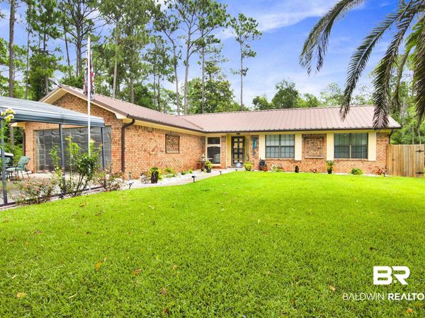 9248 Hammock Road, Elberta, AL 36530