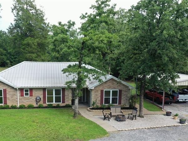 109 Private Road 916, Fairfield, TX 75840
