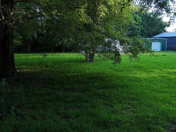 8645 Glen Ellen Dr, Baton Rouge, LA 70809