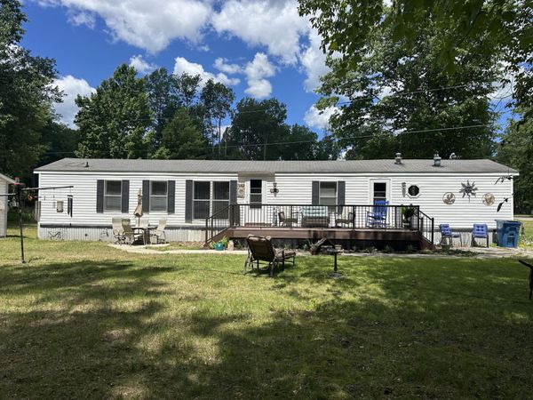 1859 N Pratt Lake Road, Gladwin, MI 48624
