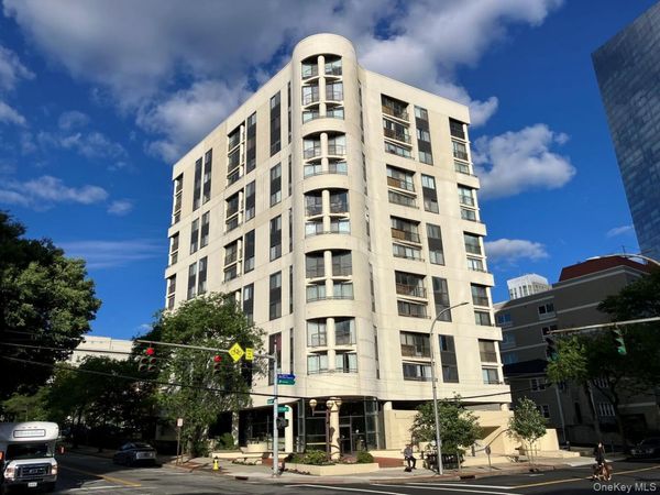 10 Cottage Place, Unit 2E, White Plains, NY 10601