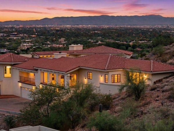 3800 E LINCOLN Drive, Unit 55, Phoenix, AZ 85018