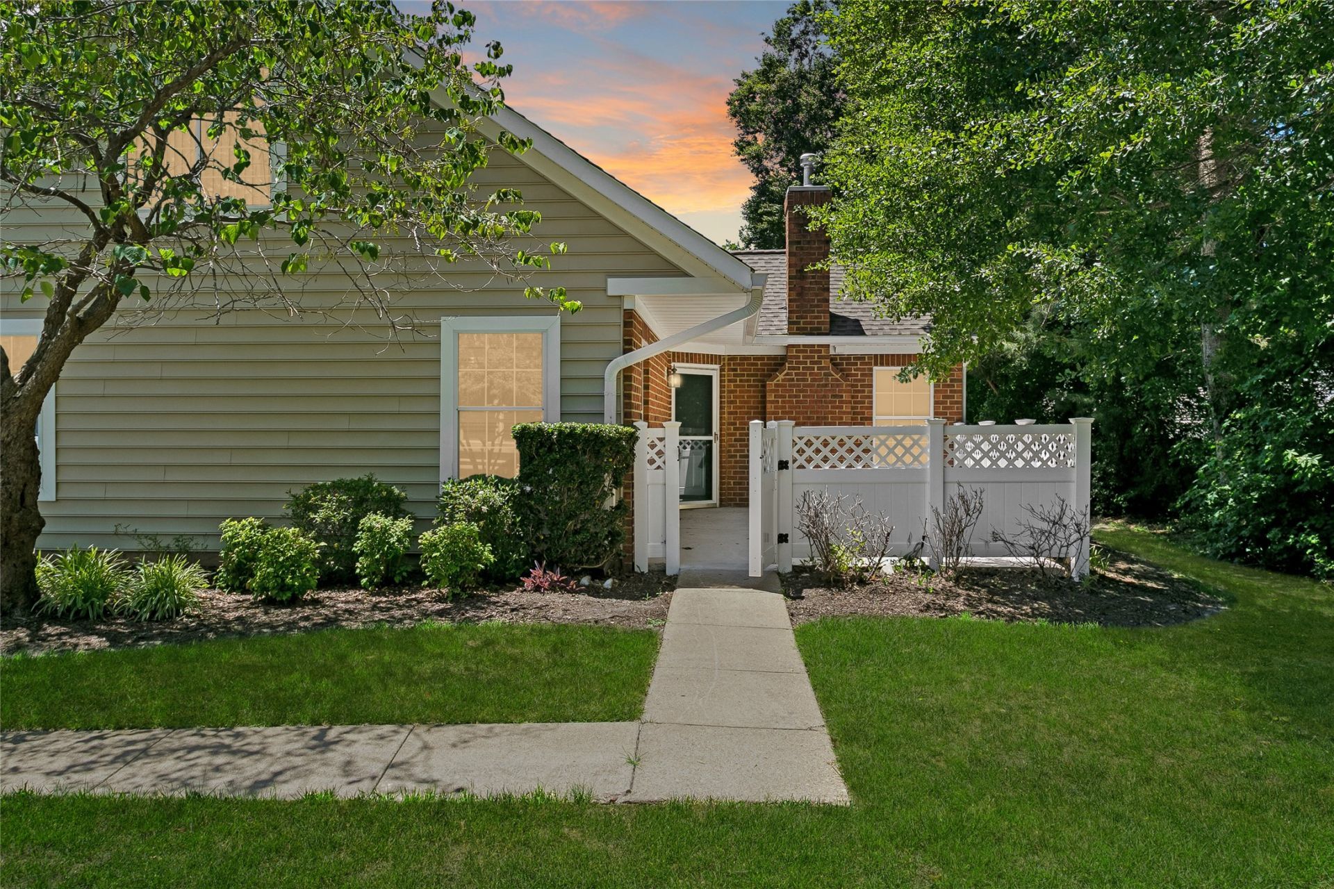 210 Timberline Loop, Yorktown, VA 23692 Main Photo