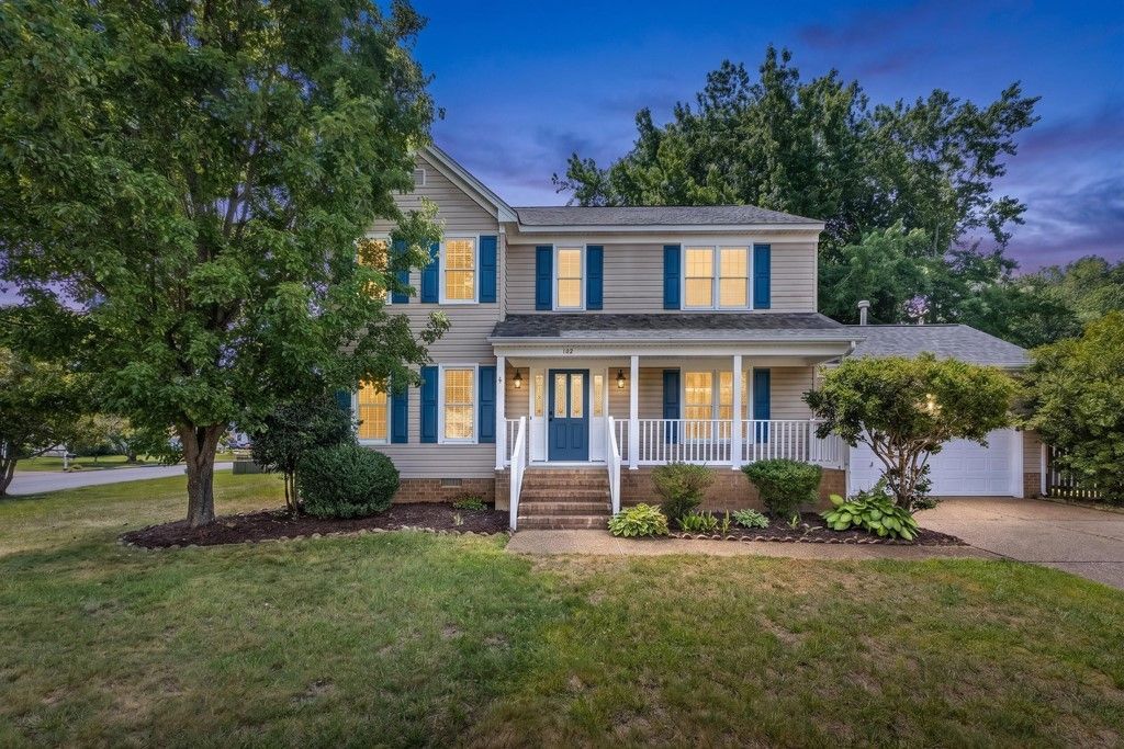 102 Jessica Drive, Yorktown, VA 23693 Main Photo