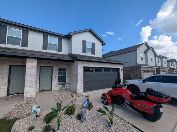 14813 Afleet Alex ST, Unit B, Manor, TX 78653