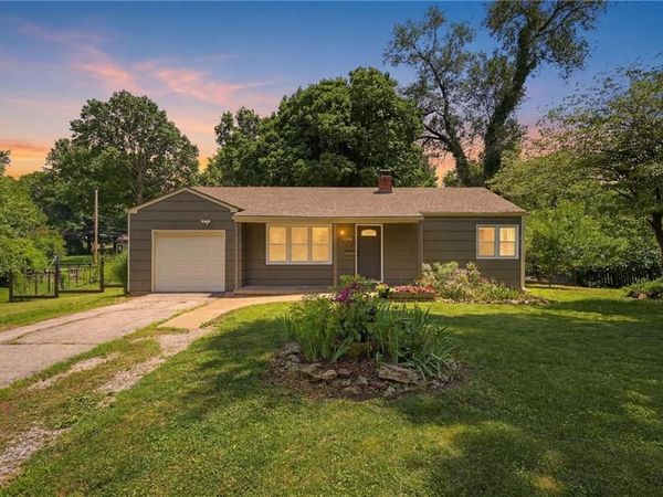 11605 Belmont Avenue, Kansas City, MO 64134