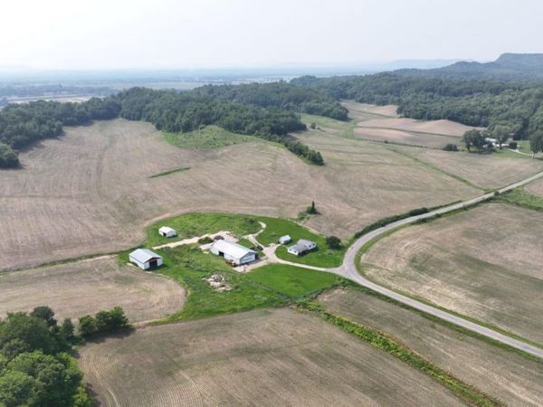 1000 Glomstad ROAD, Holmen, WI 54636