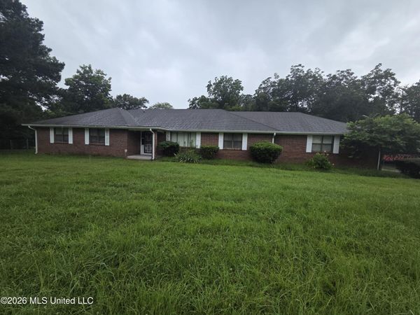 1195 N Old Canton , Canton, MS 39046