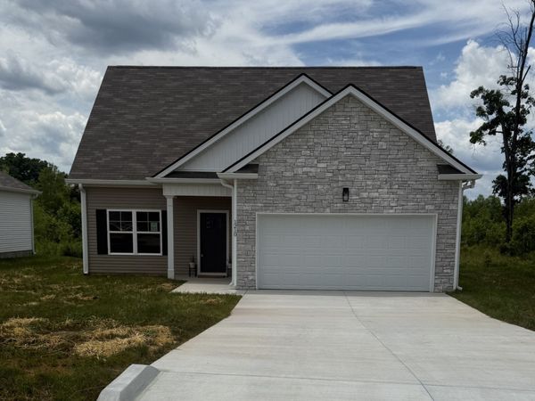 1210 Euclid Dr, Murfreesboro, TN 37127