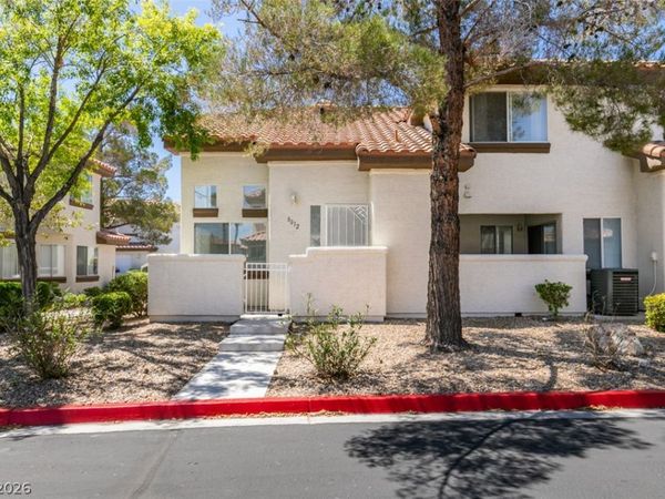 8012 Divine Drive , Las Vegas, NV 89128