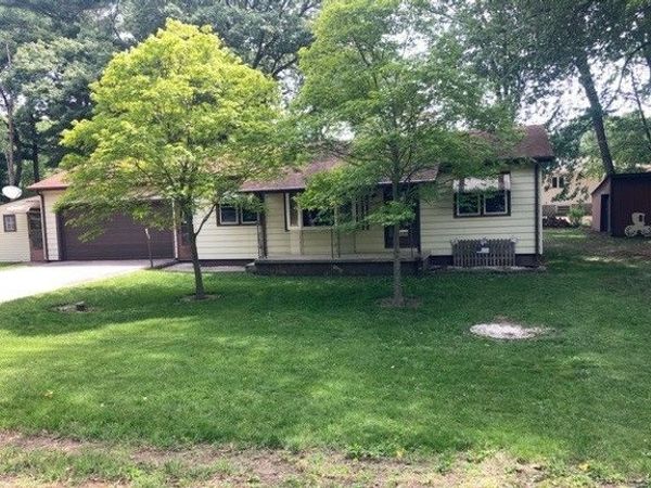 1566 Aurora Street , Dixon, IL 61021