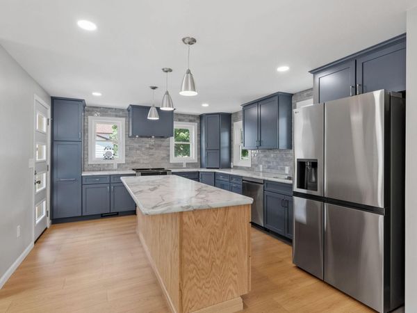 720 Fir Avenue, Bird Island, MN 55310