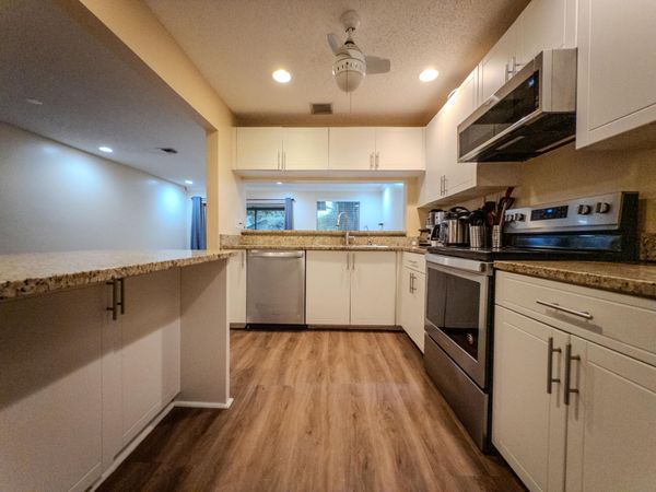 2011 E Discovery Cir E, Deerfield Beach, FL 33442