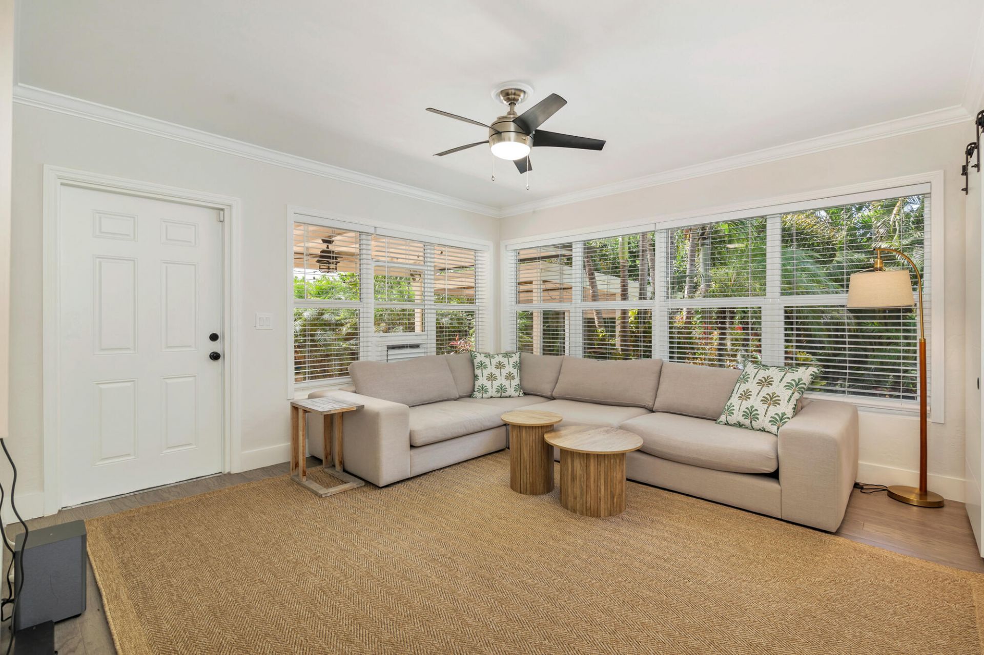 844 Avon Road, West Palm Beach, FL 33401 Photo
