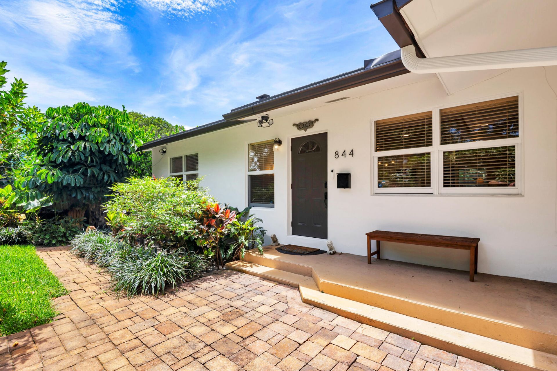 844 Avon Road, West Palm Beach, FL 33401 Photo