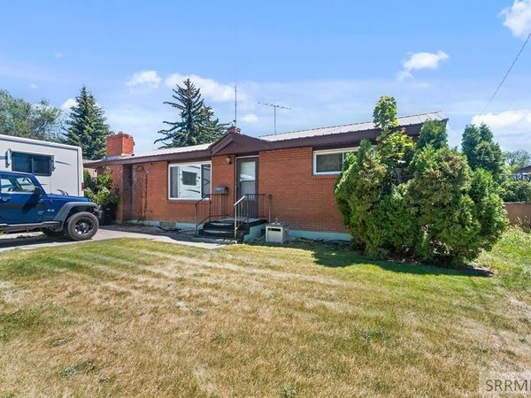 348 E 2nd N, RIGBY, ID 83442