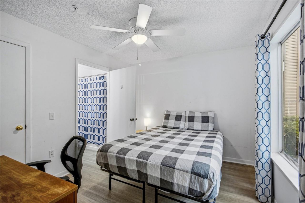 3921 SW 34th Street , Unit 1C, Gainesville, FL 32608 Photo