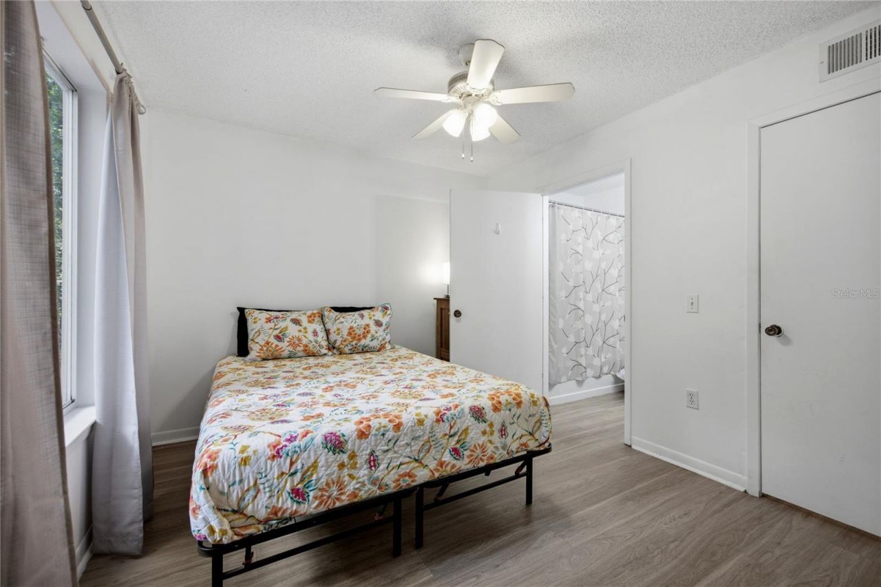 3921 SW 34th Street , Unit 1C, Gainesville, FL 32608 Photo