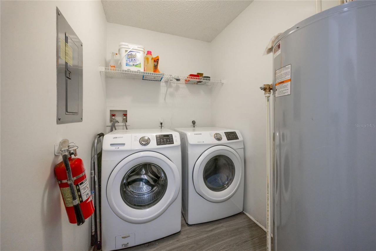 3921 SW 34th Street , Unit 1C, Gainesville, FL 32608 Photo
