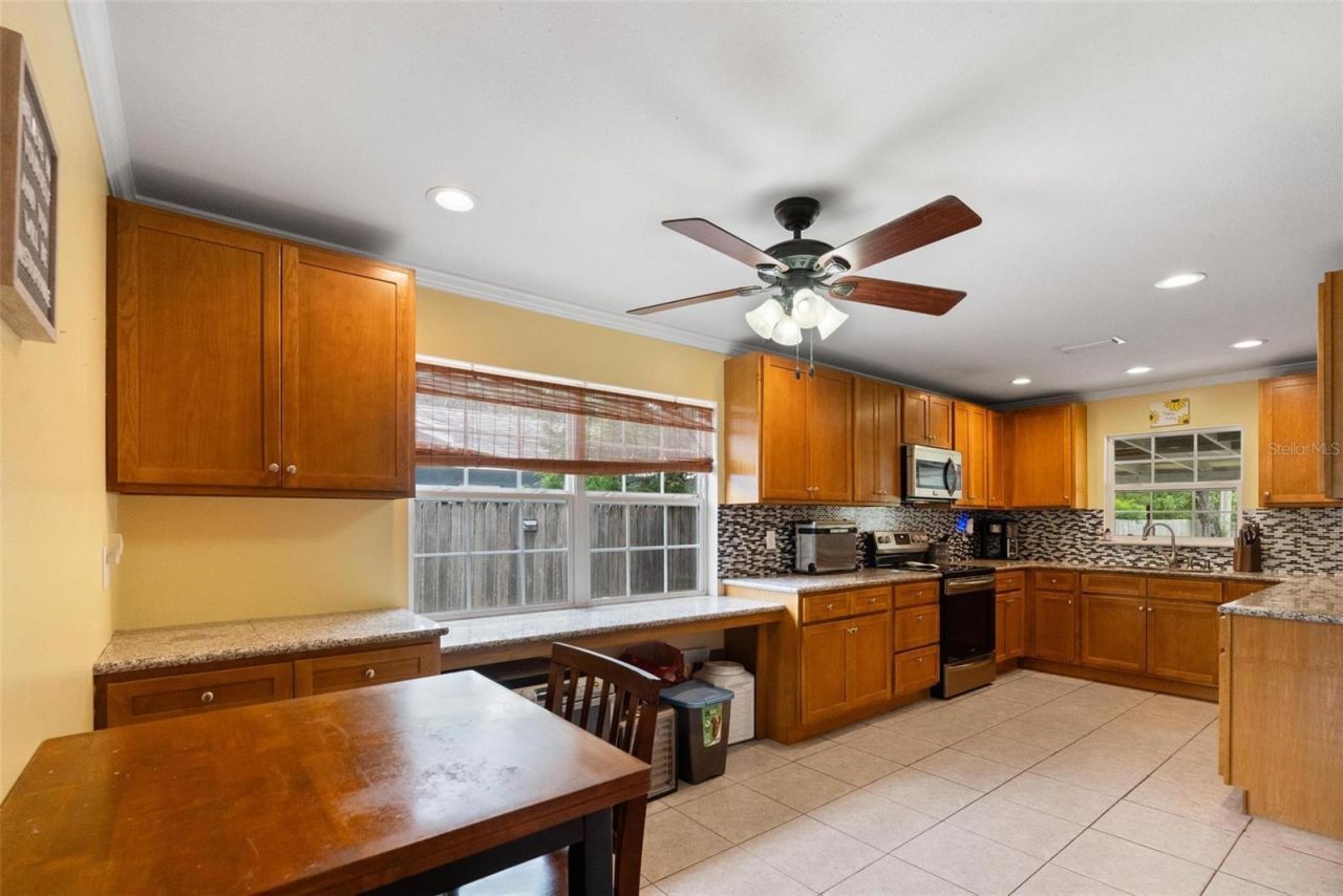 6250 5th Avenue S, Saint Petersburg, FL 33707 Photo