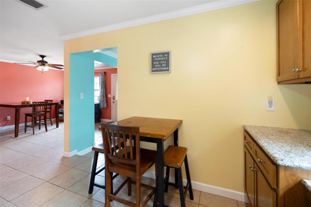 6250 5th Avenue S, Saint Petersburg, FL 33707 Photo
