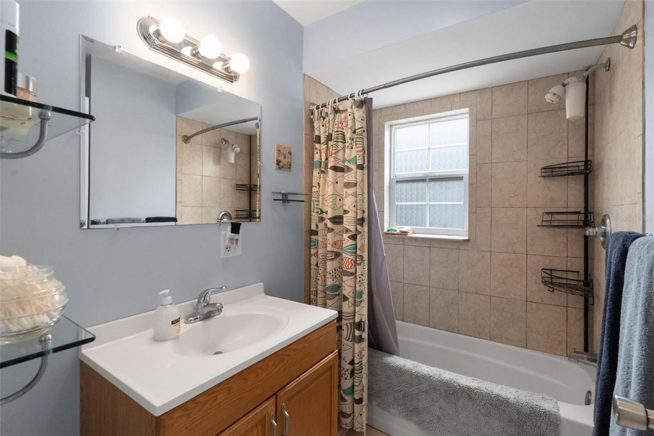 6250 5th Avenue S, Saint Petersburg, FL 33707 Photo