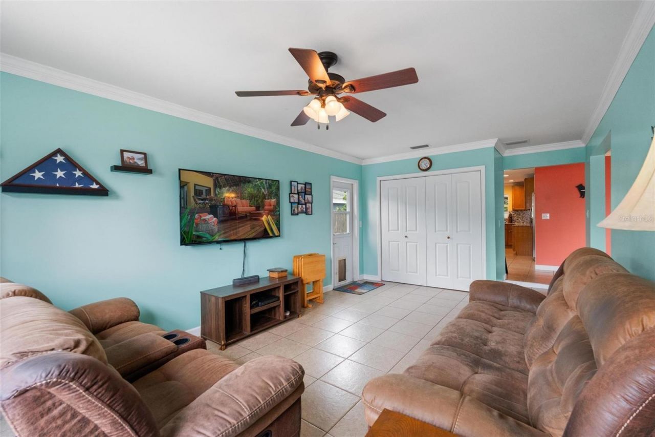 6250 5th Avenue S, Saint Petersburg, FL 33707 Photo