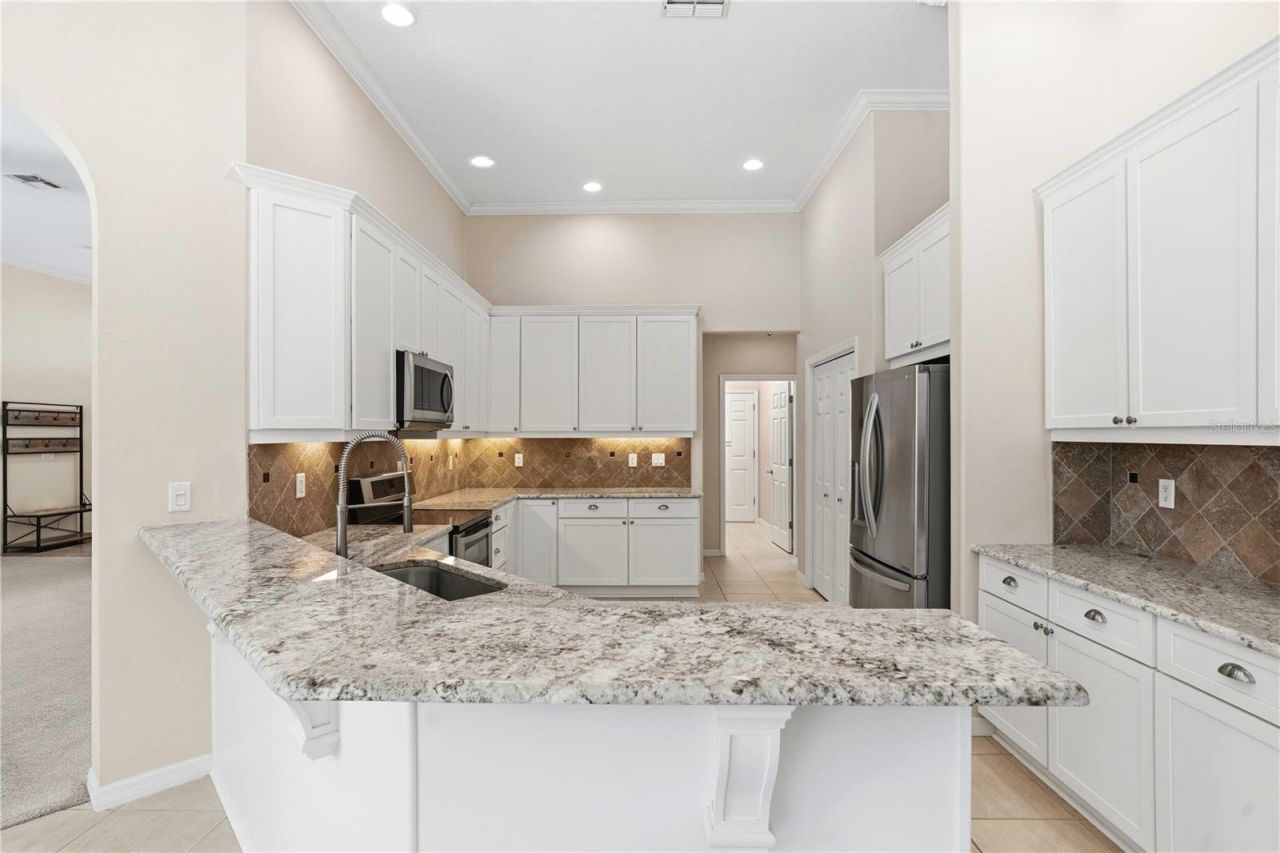 9276 Lake Cypress Loop, Weeki Wachee, FL 34613 Photo