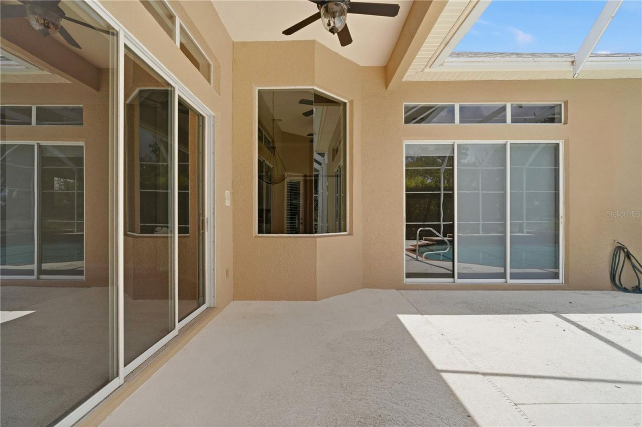 9276 Lake Cypress Loop, Weeki Wachee, FL 34613 Photo