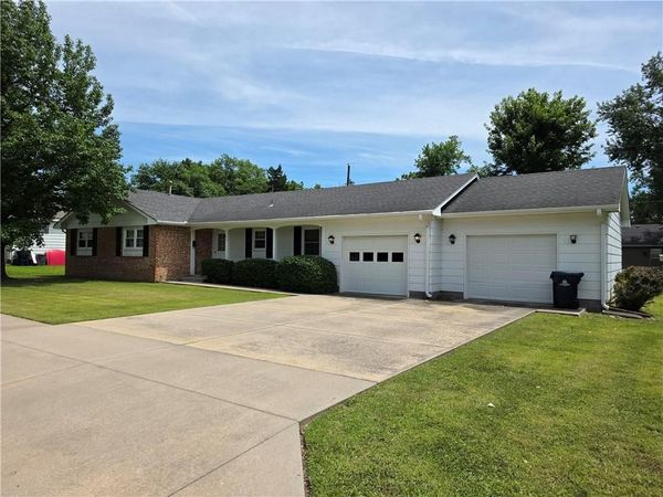 919 W Beech Street, Independence, KS 67301