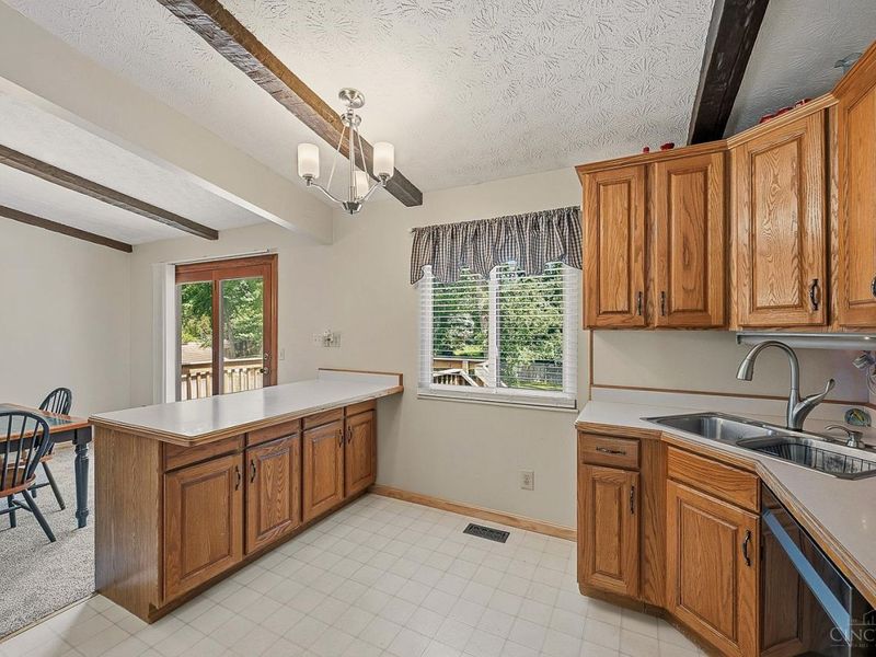 1266 Elm Ridge Drive, Pierce Twp, OH 45102 Photo 8