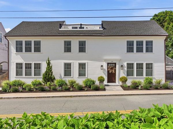 174 Water St, Newburyport, MA 01950