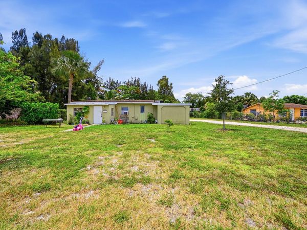 700 SW 8th Street, Pompano Beach, FL 33060