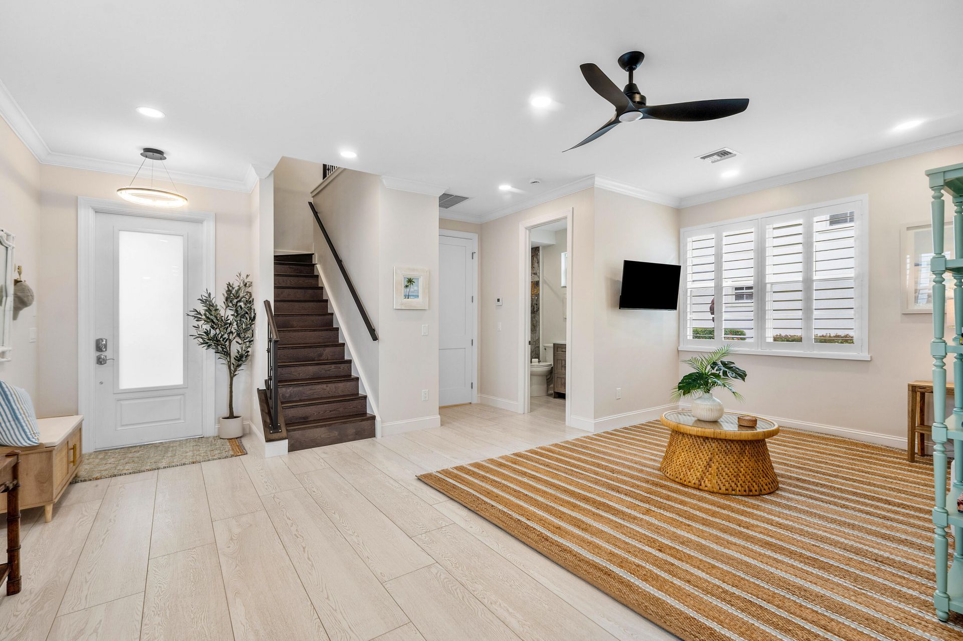550 Tomahawk Court, Palm Beach Gardens, FL 33410 Photo