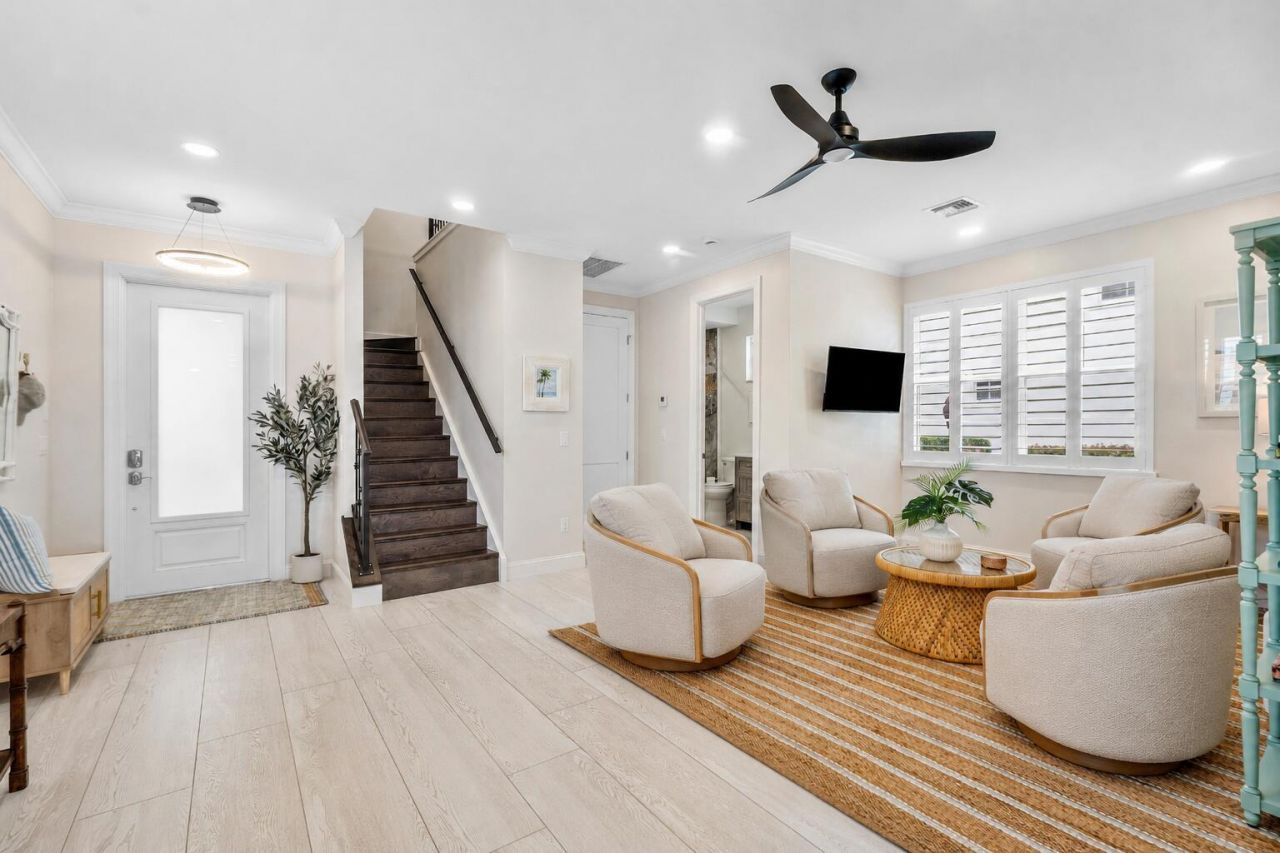 550 Tomahawk Court, Palm Beach Gardens, FL 33410 Photo